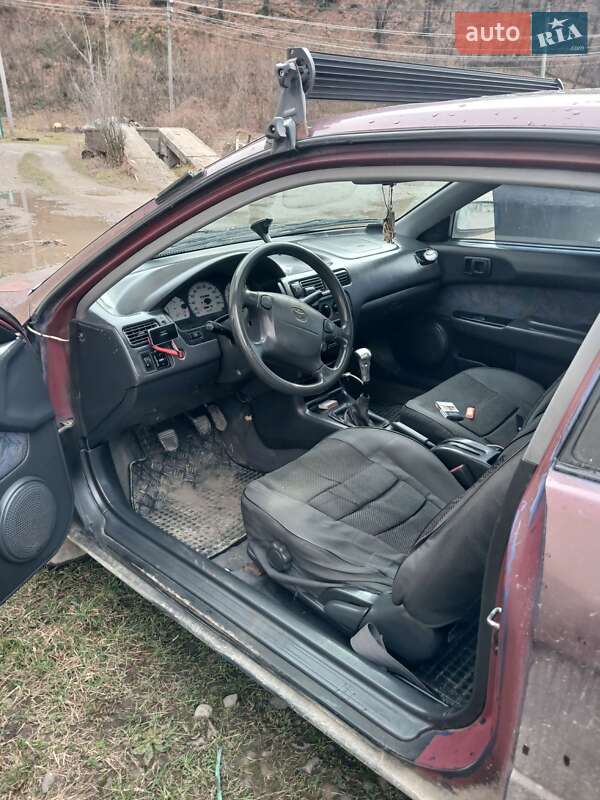 Купе Toyota Paseo 1996 в Тячеве