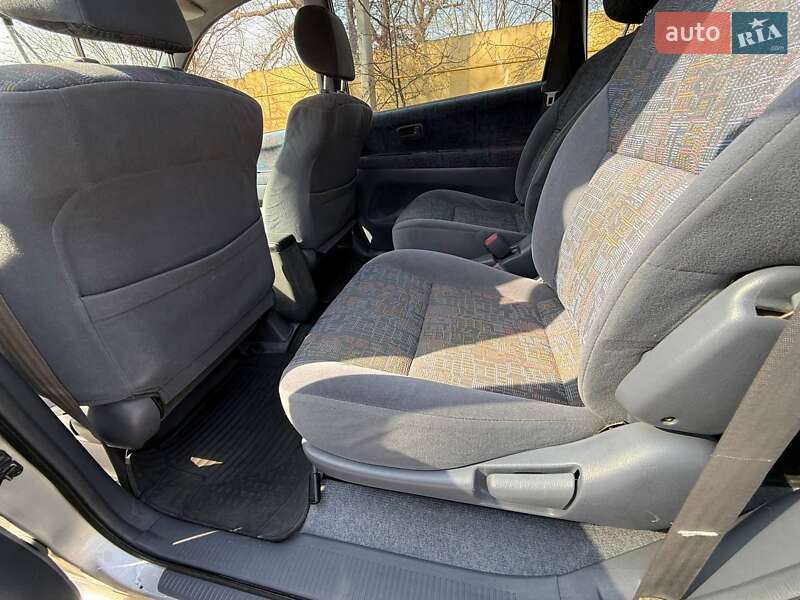 Мінівен Toyota Picnic 1997 в Одесі