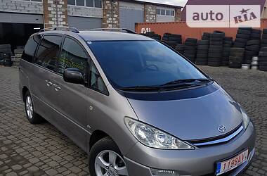 Минивэн Toyota Previa 2005 в 