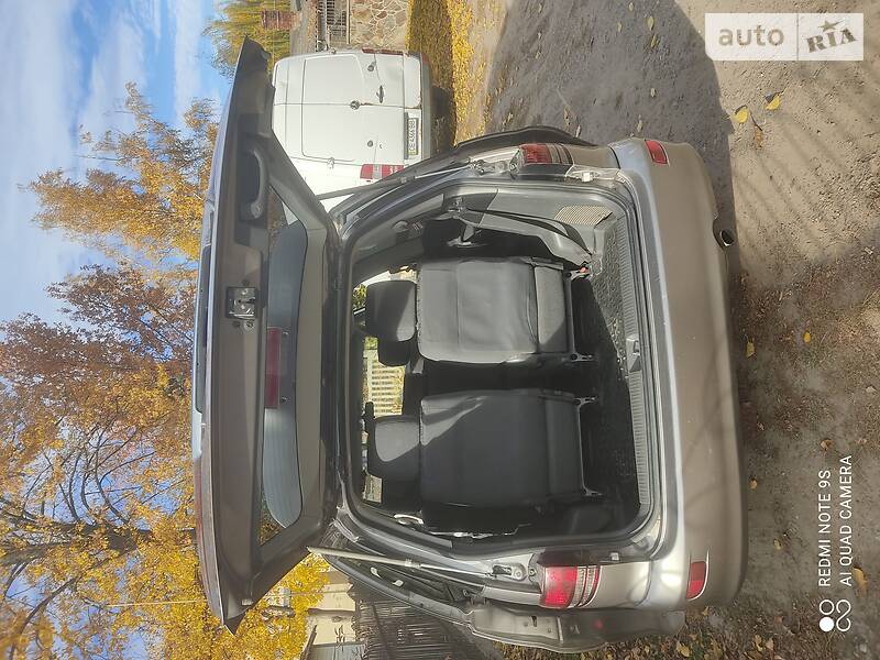 Минивэн Toyota Previa 2005 в Черновцах