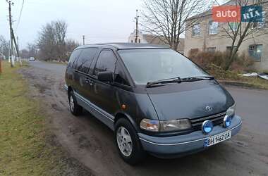 Минивэн Toyota Previa 1990 в 