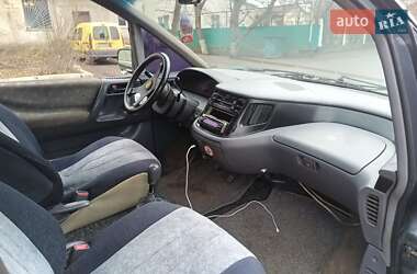 Минивэн Toyota Previa 1990 в 