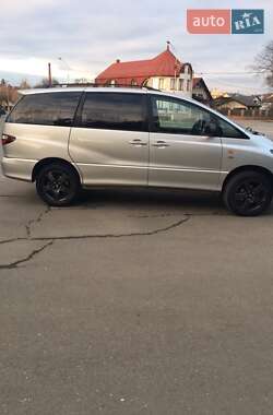 Минивэн Toyota Previa 2001 в Ужгороде