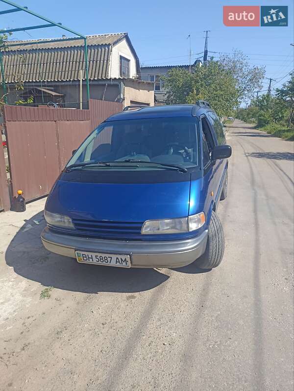 Мінівен Toyota Previa 1991 в Одесі