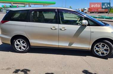 Мінівен Toyota Previa 2008 в Южноукраїнську