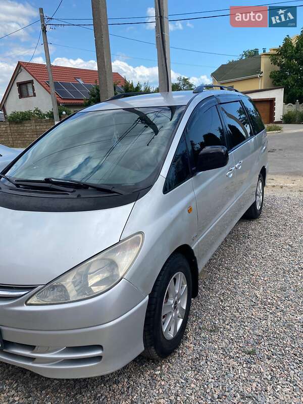 Toyota Previa 2003