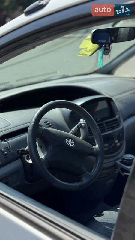 Мінівен Toyota Previa 2000 в Миколаєві