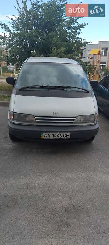 Toyota Previa 1993