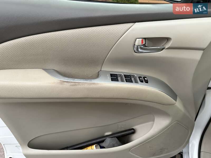 Минивэн Toyota Previa 2007 в Борисполе фото 43 Минивэн Toyota Previa 2007 в Борисполе