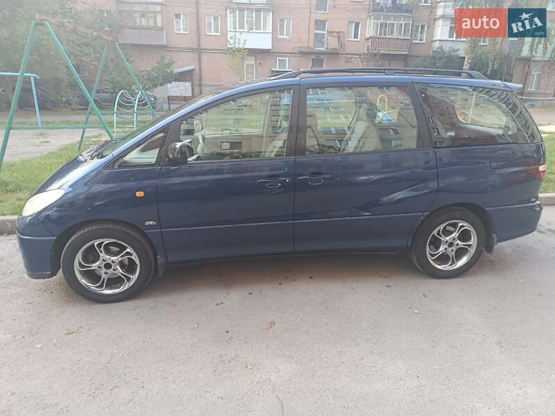 Минивэн Toyota Previa 2001 в Виннице