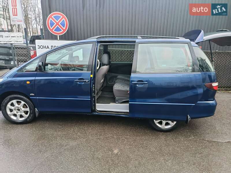 Мінівен Toyota Previa 2001 в Вінниці