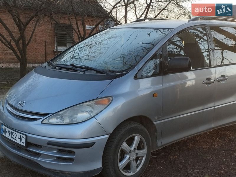 Toyota Previa 2001
