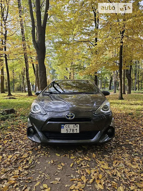 Toyota Prius C 2016