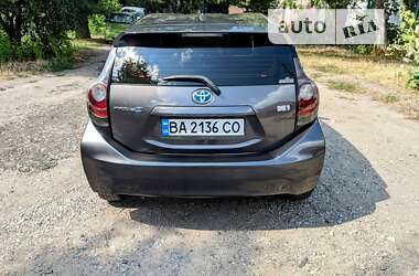 Хэтчбек Toyota Prius C 2014 в Кропивницком