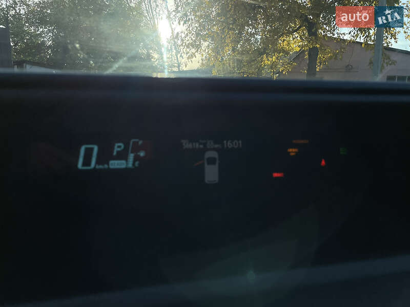 Хэтчбек Toyota Prius C 2014 в Полтаве