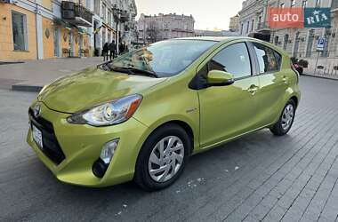Хэтчбек Toyota Prius C 2015 в Одессе