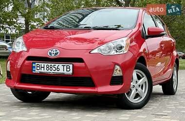 Хэтчбек Toyota Prius C 2012 в Одессе
