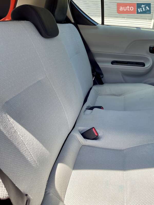 Хетчбек Toyota Prius C 2014 в Одесі