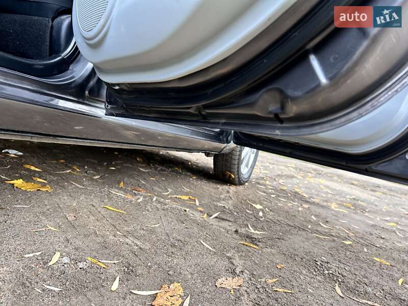 Хэтчбек Toyota Prius C 2012 в Кропивницком