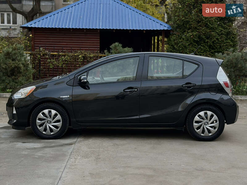 Хетчбек Toyota Prius C 2014 в Одесі фото 8 Хетчбек Toyota Prius C 2014 в Одесі