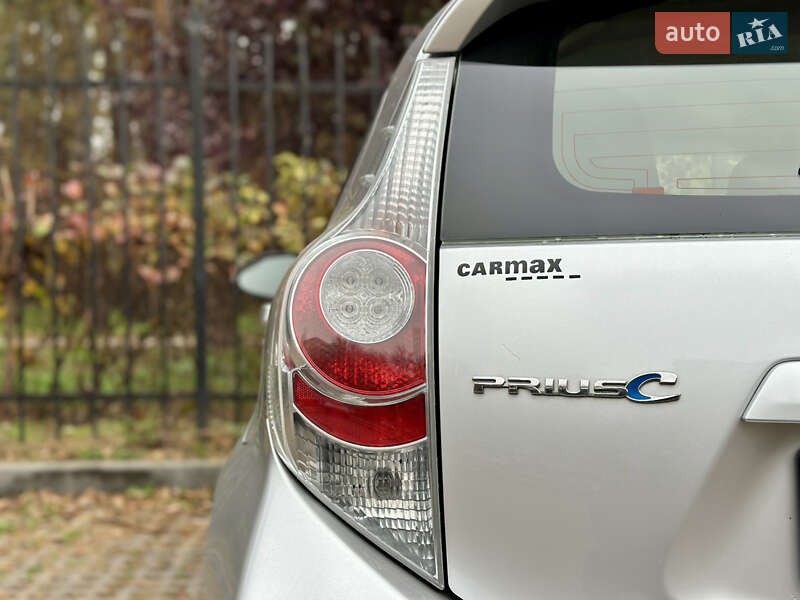 Хэтчбек Toyota Prius C 2014 в Киеве фото 17 Хэтчбек Toyota Prius C 2014 в Киеве