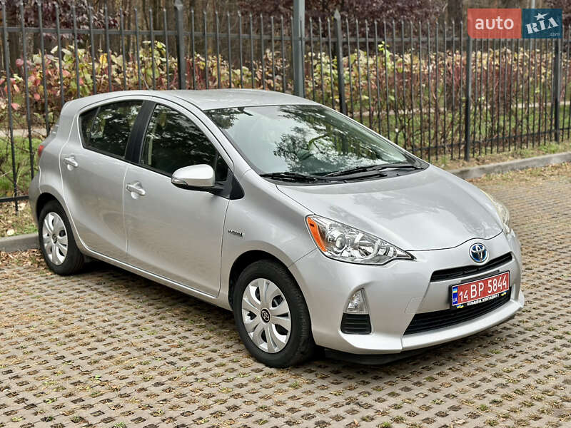 Хэтчбек Toyota Prius C 2014 в Киеве фото 52 Хэтчбек Toyota Prius C 2014 в Киеве