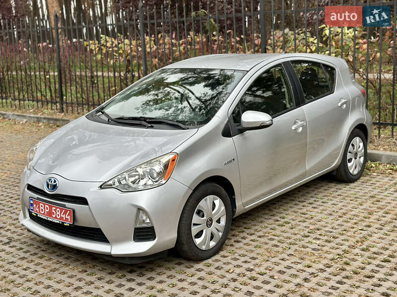 Хэтчбек Toyota Prius C 2014 в Киеве фото 54 Хэтчбек Toyota Prius C 2014 в Киеве