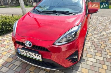 Хэтчбек Toyota Prius C 2018 в Одессе