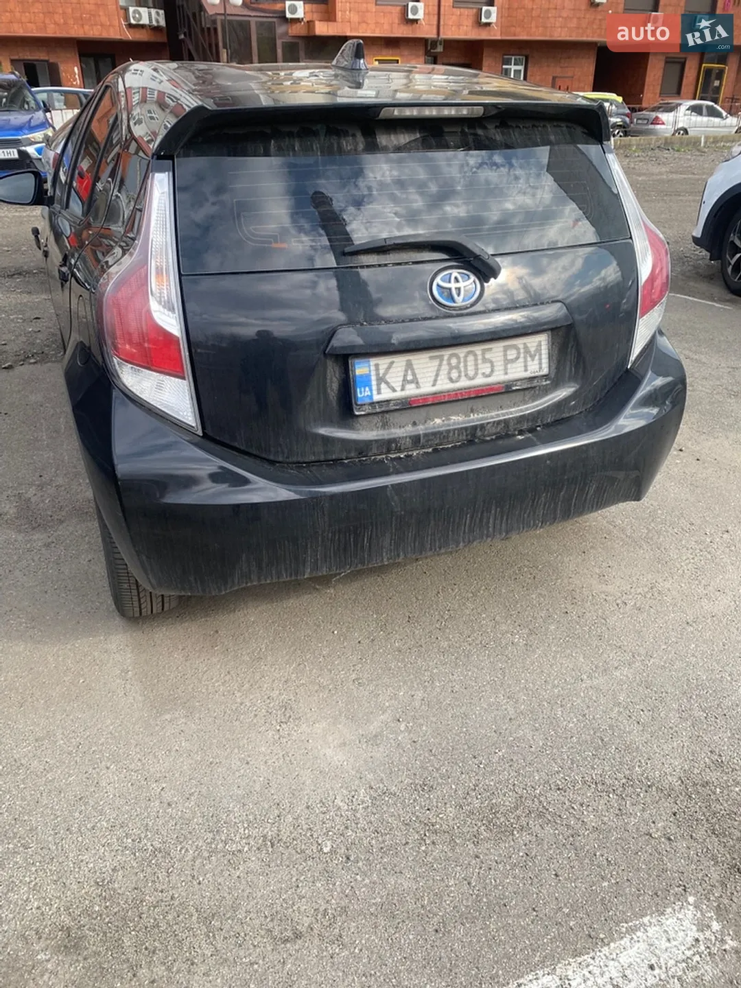 2015 Toyota Prius c - мініатюра 3