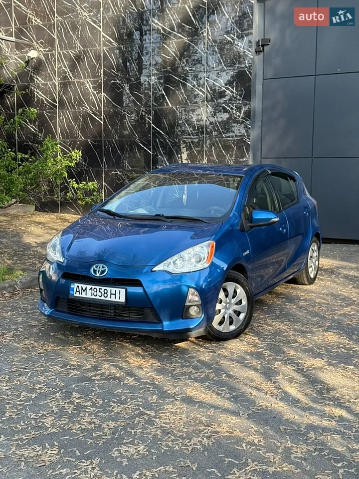 2015 Toyota Prius c - мініатюра 22