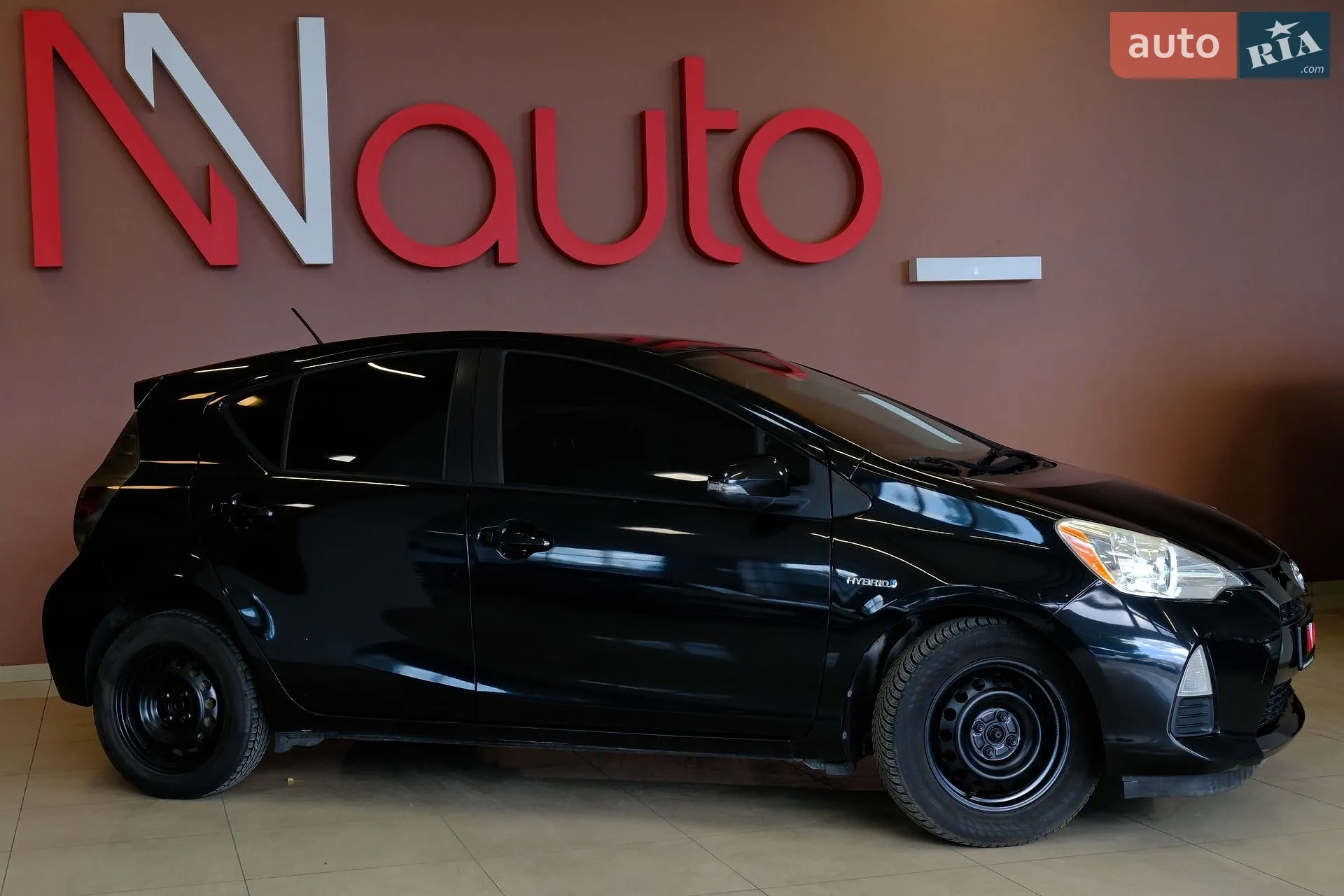 2013 Toyota Prius c - мініатюра 8