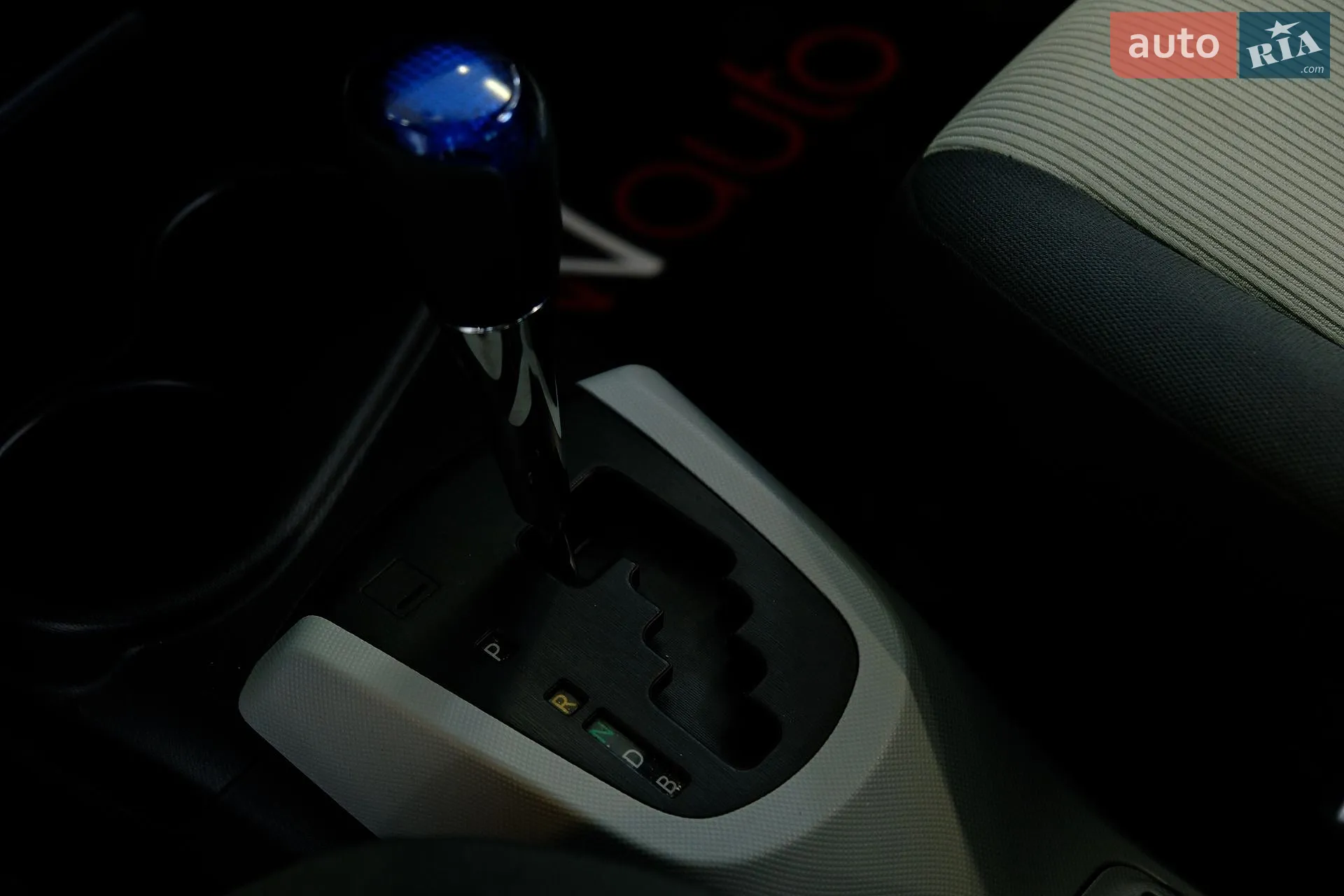 2013 Toyota Prius c - мініатюра 15