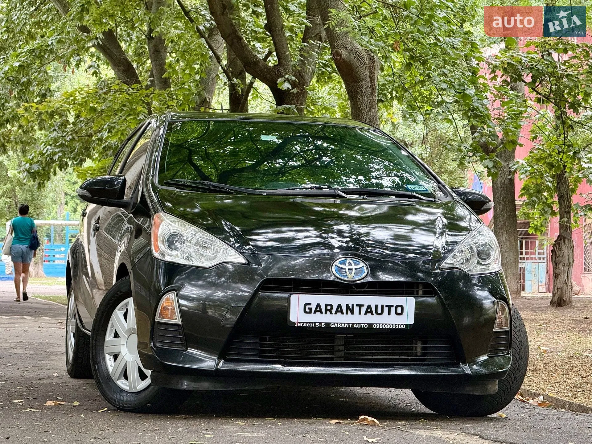 2014 Toyota Prius c - мініатюра 10