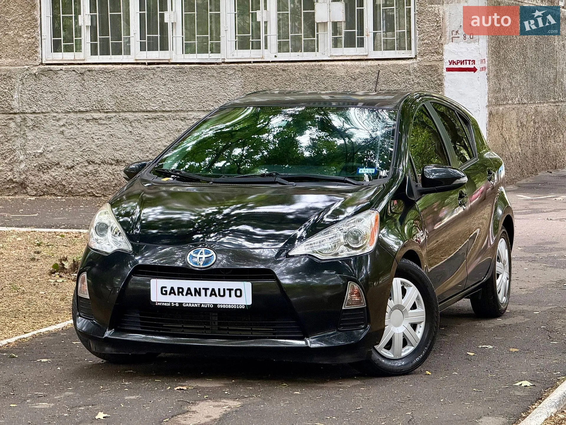2014 Toyota Prius c - мініатюра 14