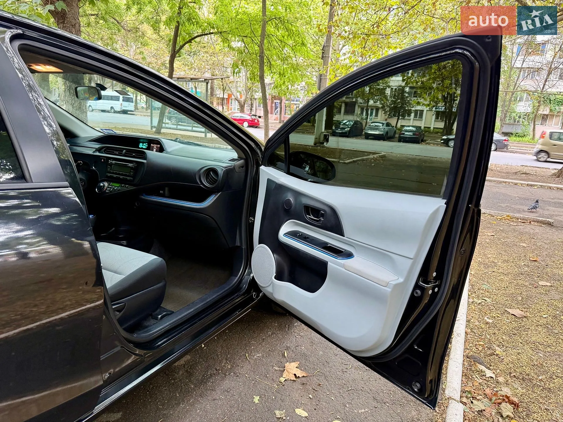 2014 Toyota Prius c - мініатюра 22
