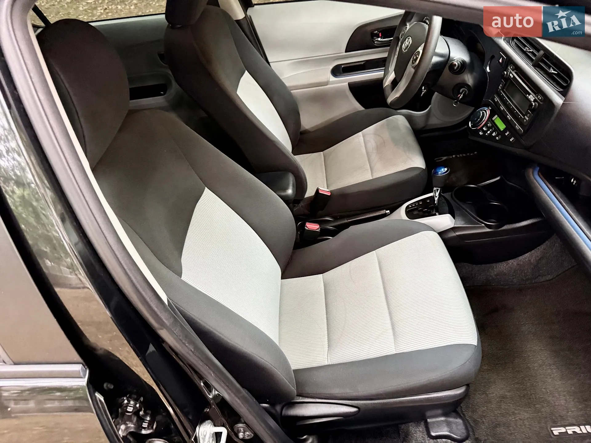 2014 Toyota Prius c - мініатюра 45