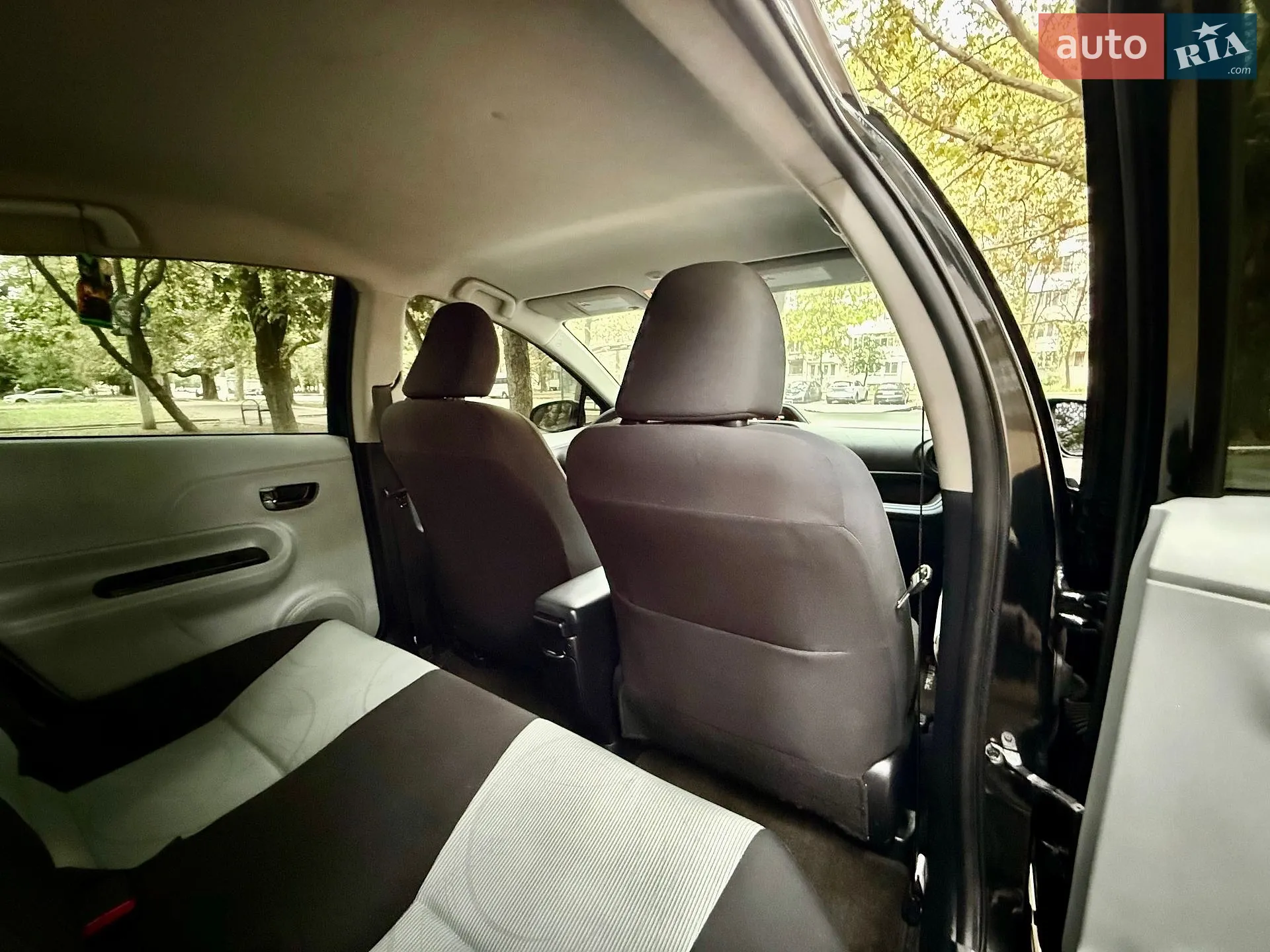 2014 Toyota Prius c - мініатюра 55