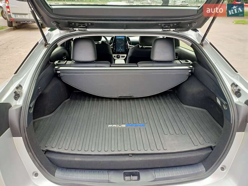 Хетчбек Toyota Prius Prime 2018 в Харкові