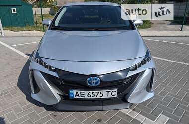 Хетчбек Toyota Prius Prime 2019 в Дніпрі