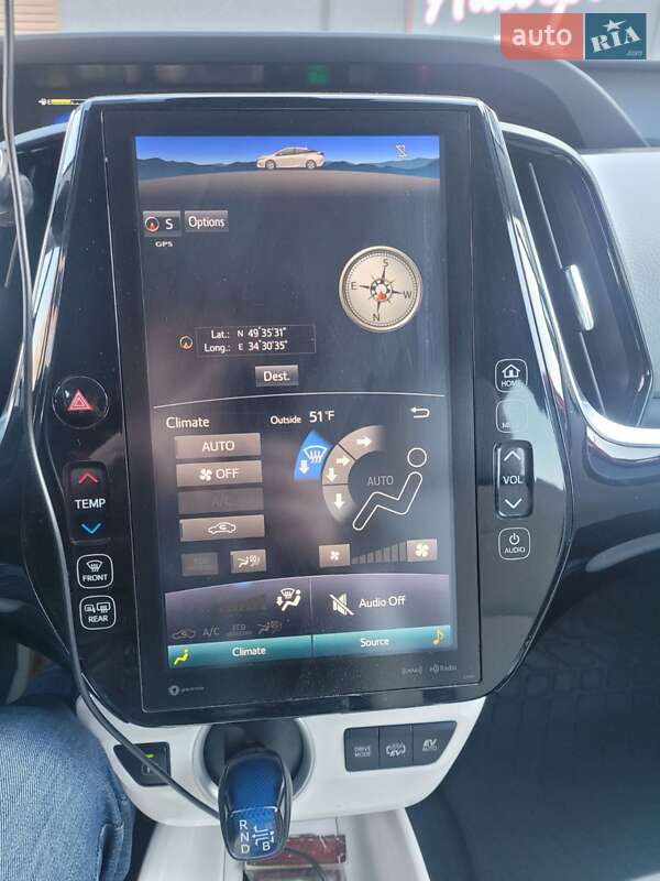 Хэтчбек Toyota Prius Prime 2018 в Полтаве