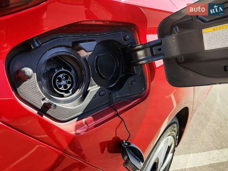 Хетчбек Toyota Prius Prime 2017 в Вінниці