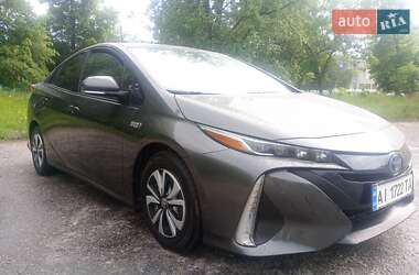 Хетчбек Toyota Prius Prime 2018 в 
