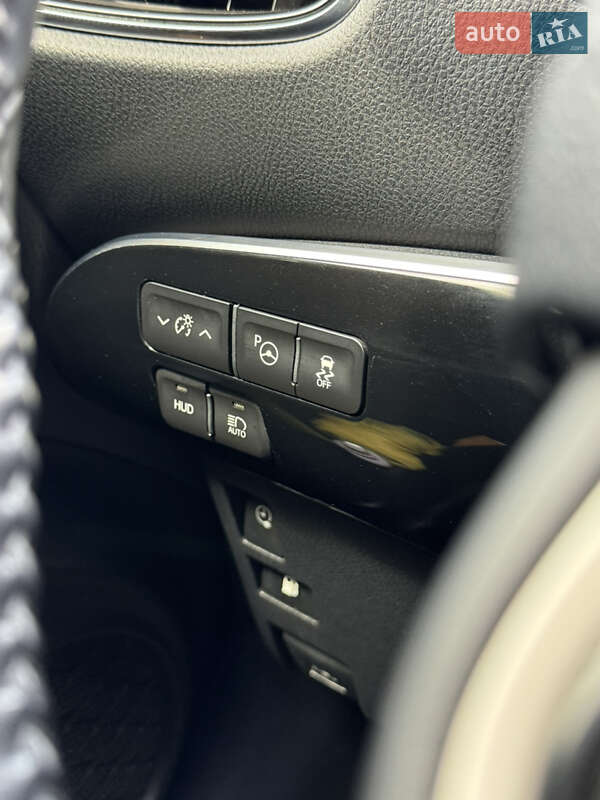 Хэтчбек Toyota Prius Prime 2018 в Одессе