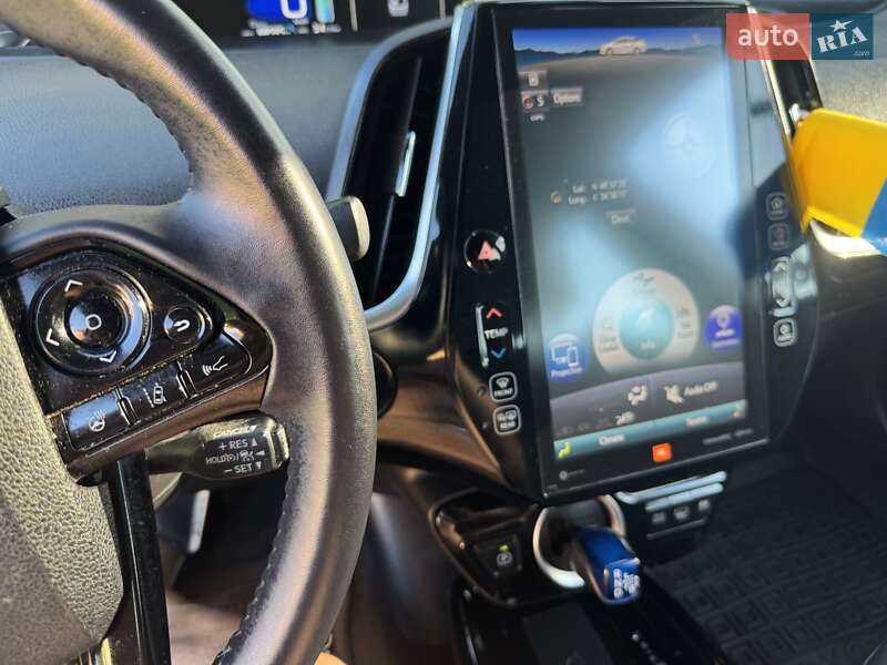 Хетчбек Toyota Prius Prime 2019 в Полтаві