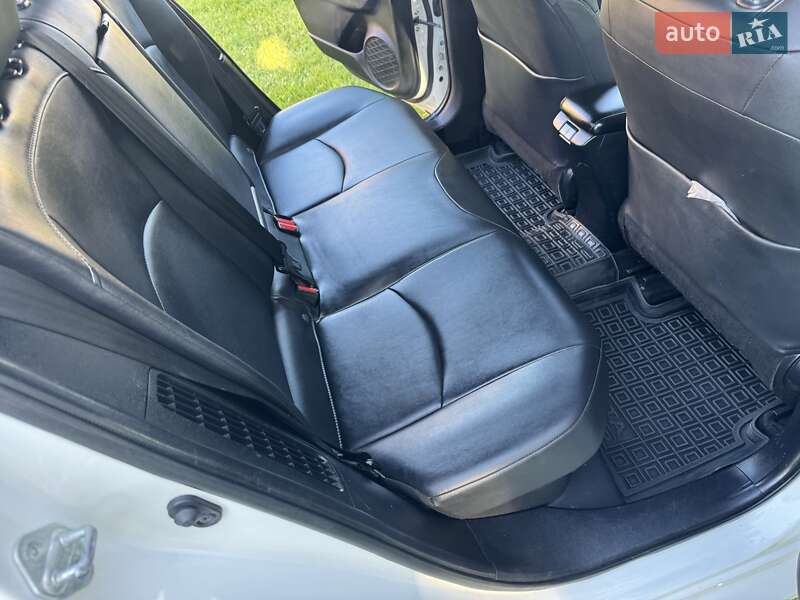 Хетчбек Toyota Prius Prime 2019 в Полтаві