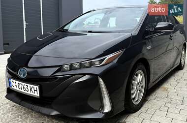 Хэтчбек Toyota Prius Prime 2019 в Львове