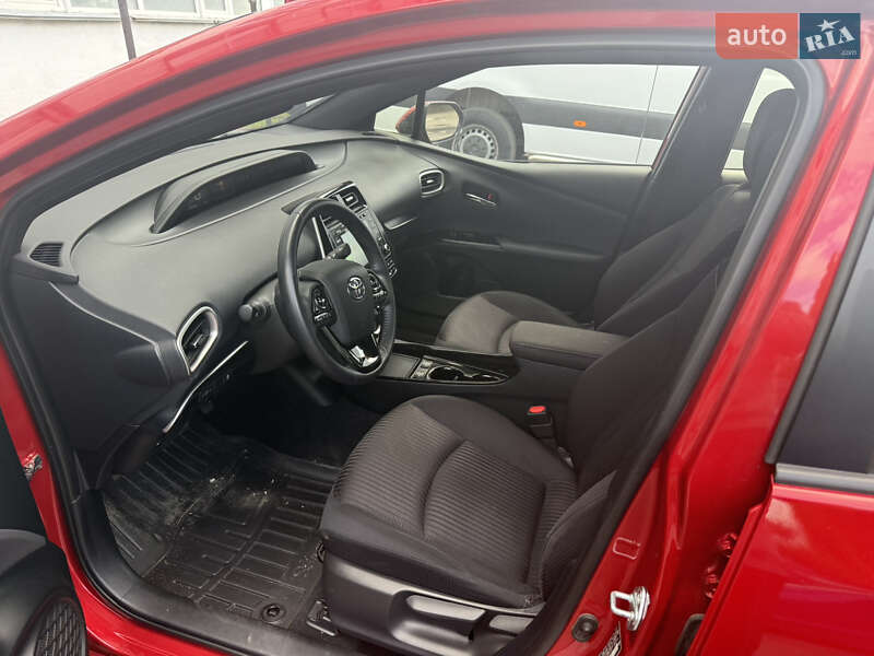 Хэтчбек Toyota Prius Prime 2021 в Хмельницком