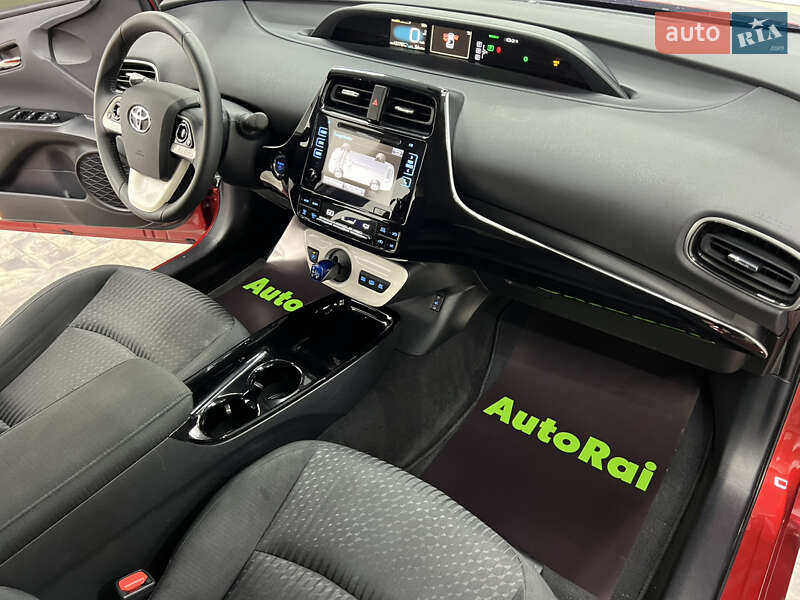 Хетчбек Toyota Prius Prime 2017 в Одесі фото 7 Хетчбек Toyota Prius Prime 2017 в Одесі