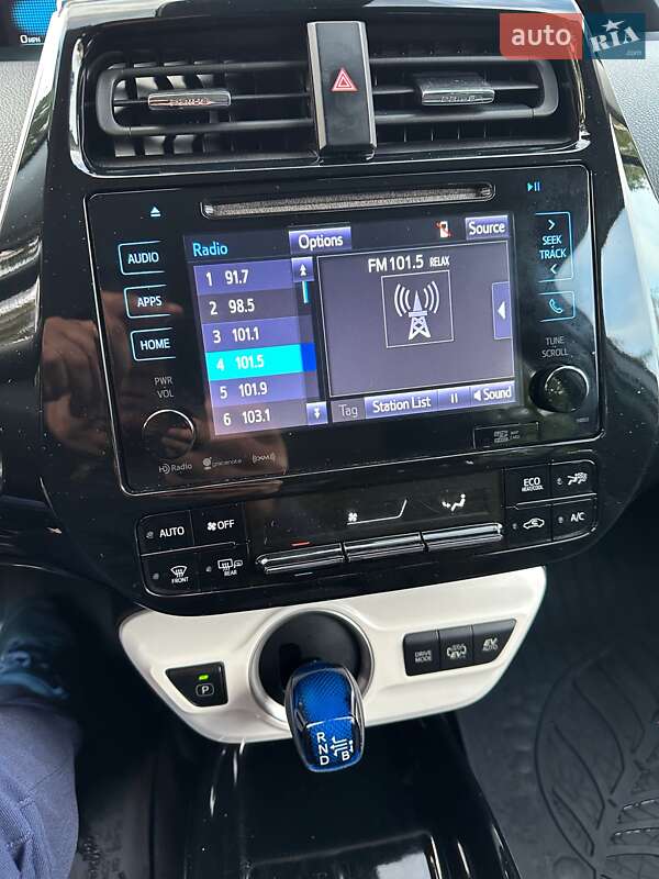 Хэтчбек Toyota Prius Prime 2018 в Киеве фото 11 Хэтчбек Toyota Prius Prime 2018 в Киеве