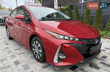 Хэтчбек Toyota Prius Prime 2019 в 